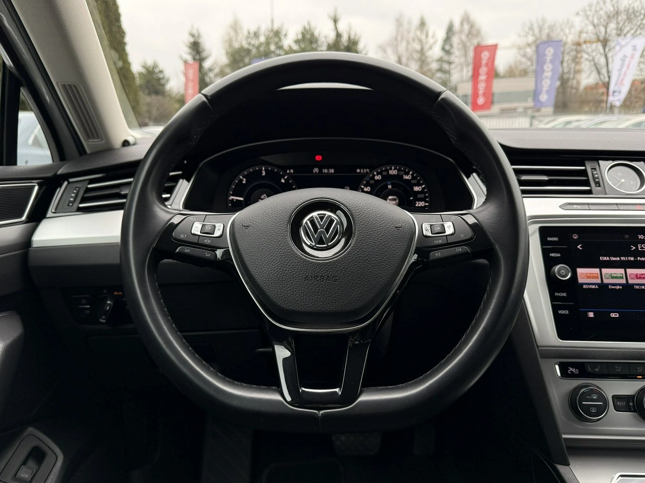 Volkswagen Passat - Zdjęcie 19