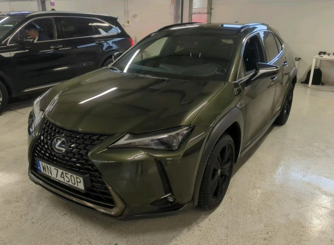Lexus UX - Główne zdjęcie