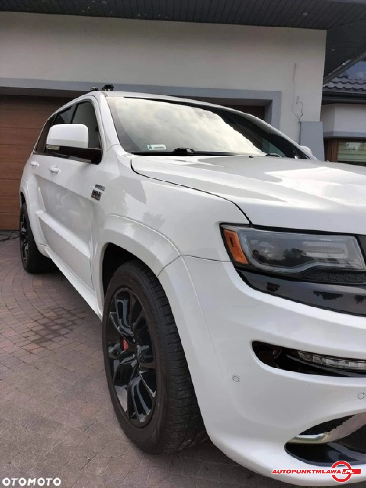 Jeep Grand Cherokee - Zdjęcie 8