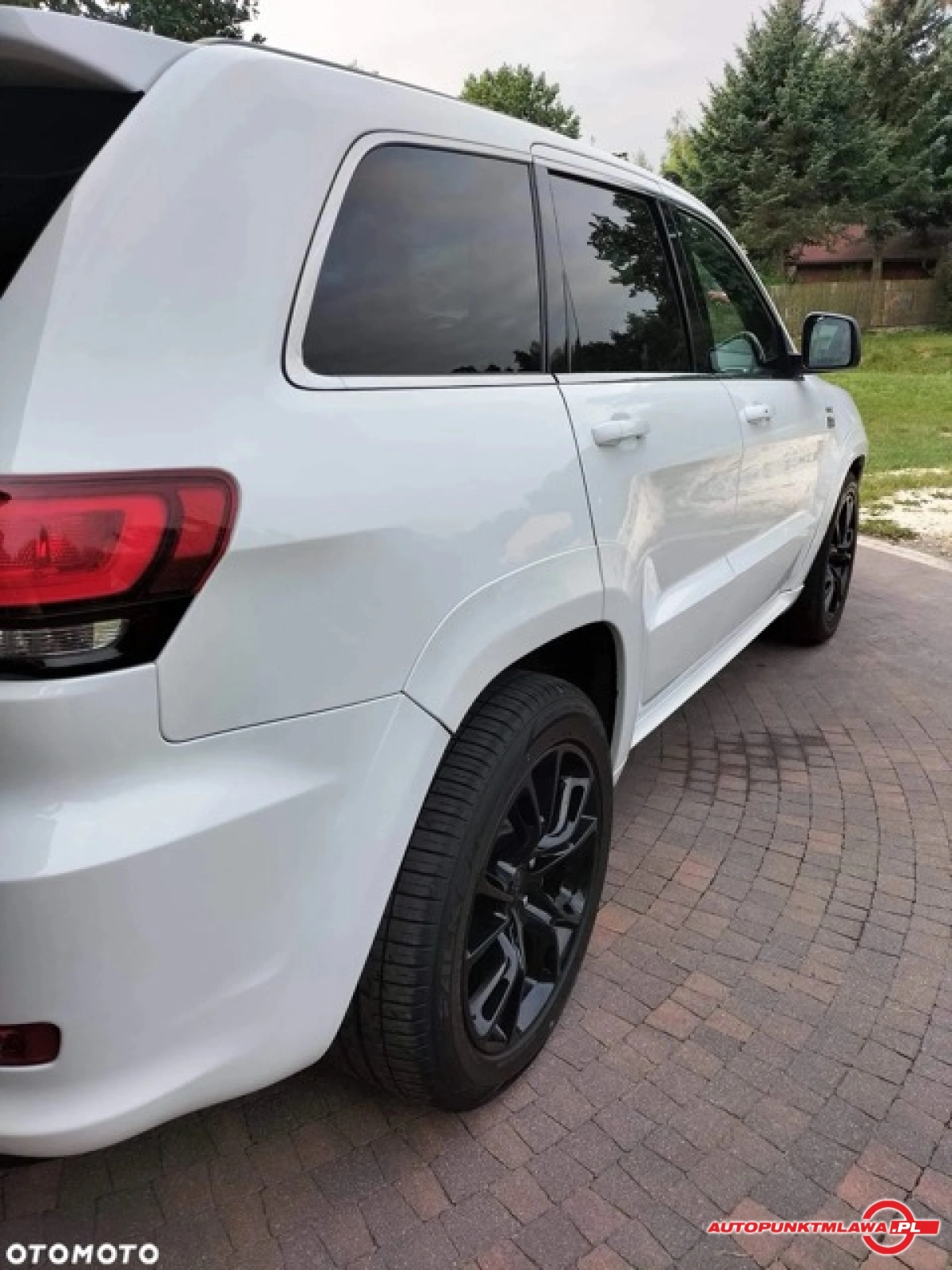 Jeep Grand Cherokee - Zdjęcie 10