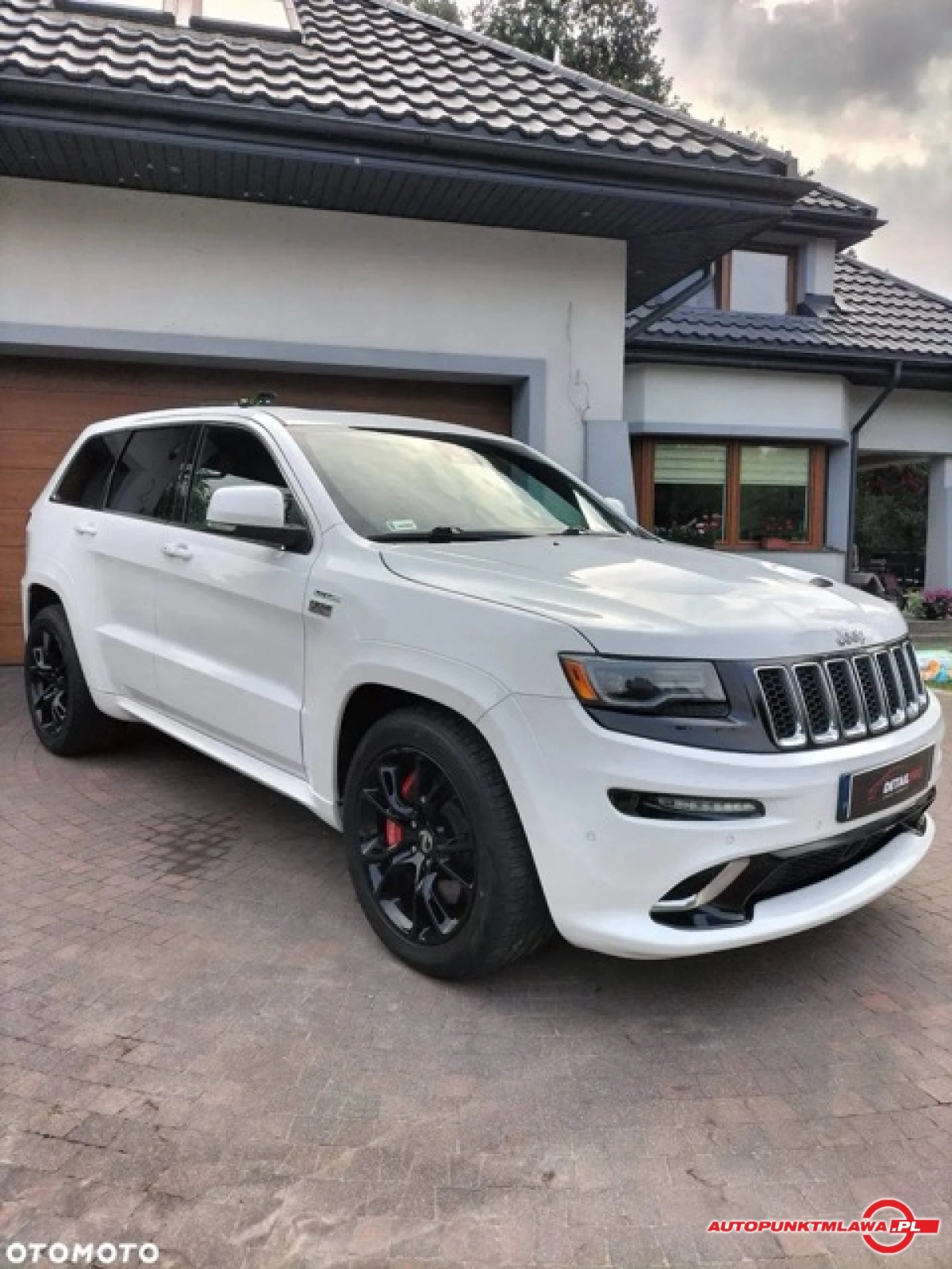 Jeep Grand Cherokee - Zdjęcie 12