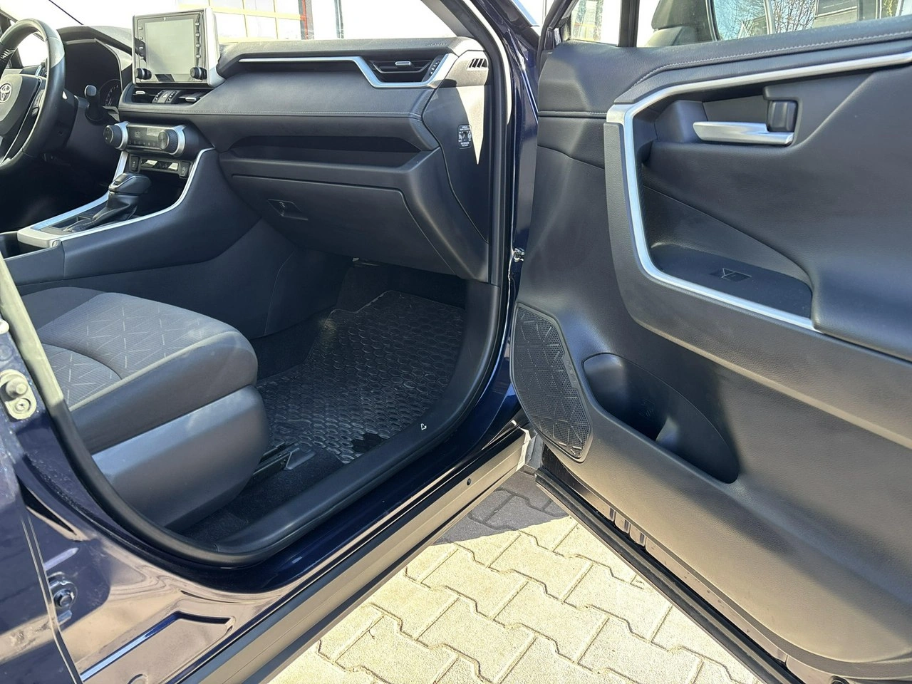 Toyota RAV-4 - Zdjęcie 15