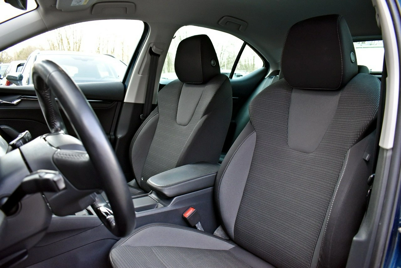Skoda Octavia - Zdjęcie 9