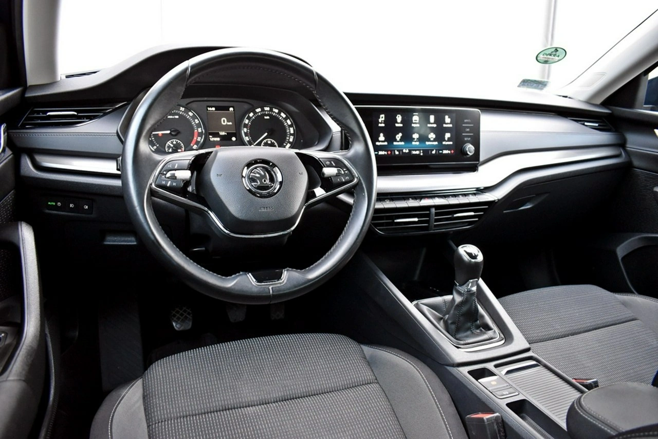 Skoda Octavia - Zdjęcie 11