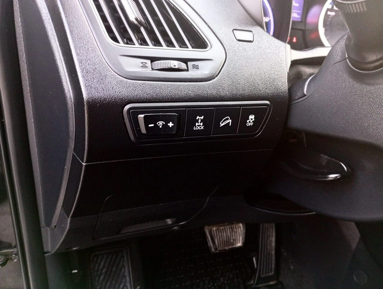 Hyundai ix35 - Zdjęcie 18