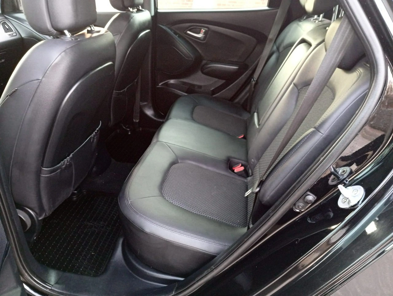Hyundai ix35 - Zdjęcie 24