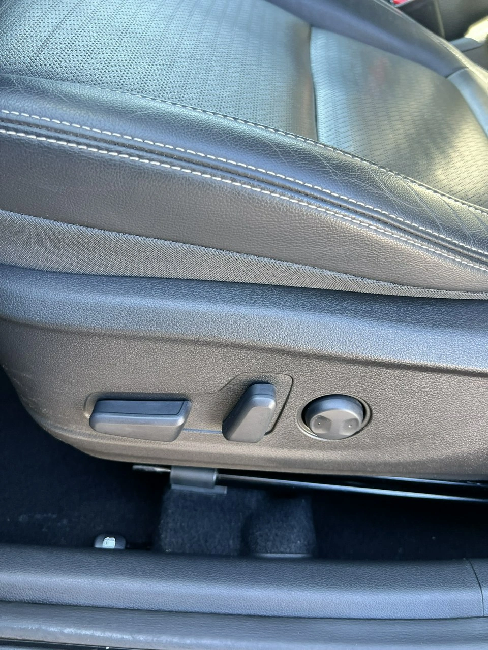 Hyundai Kona - Zdjęcie 16