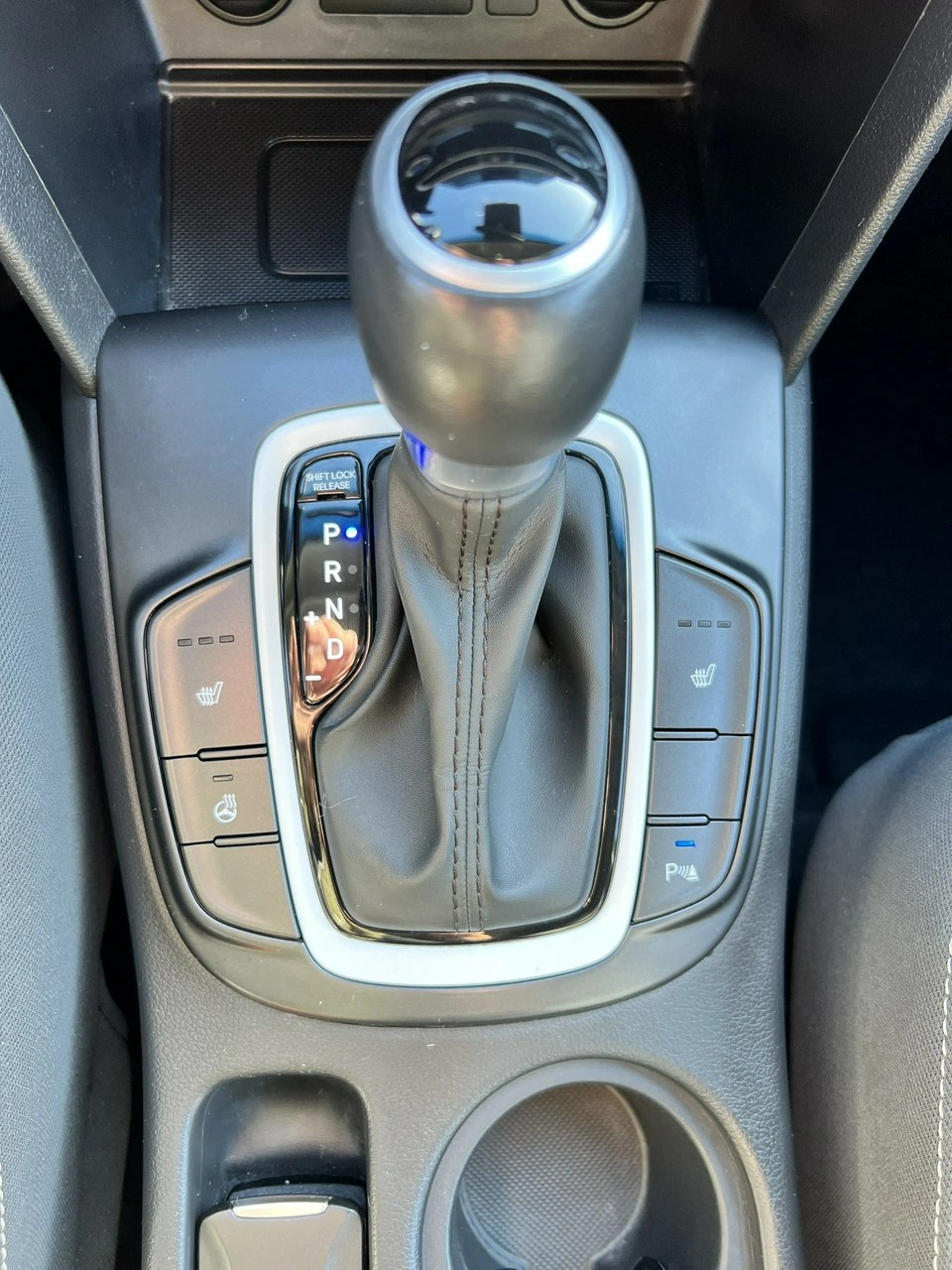 Hyundai Kona - Zdjęcie 27