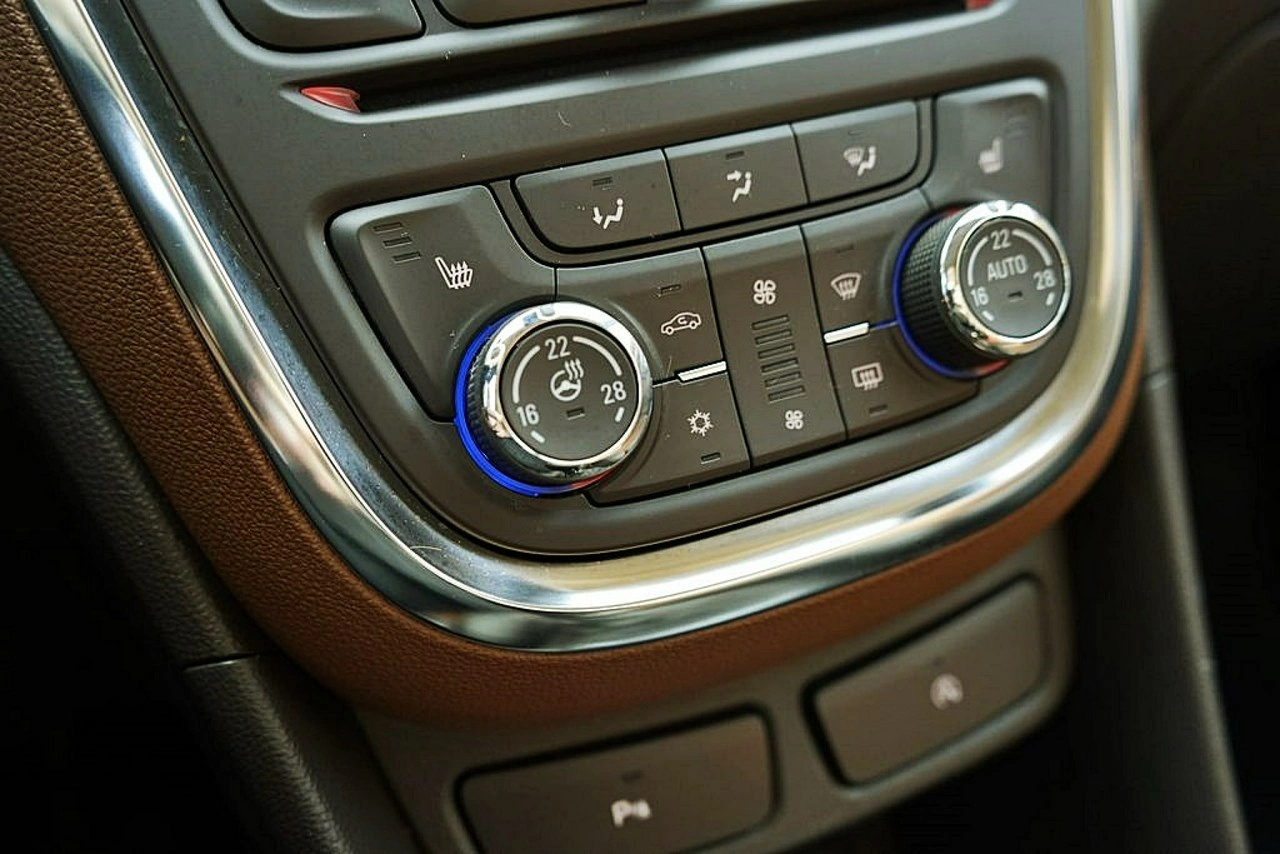 Opel Mokka - Zdjęcie 28