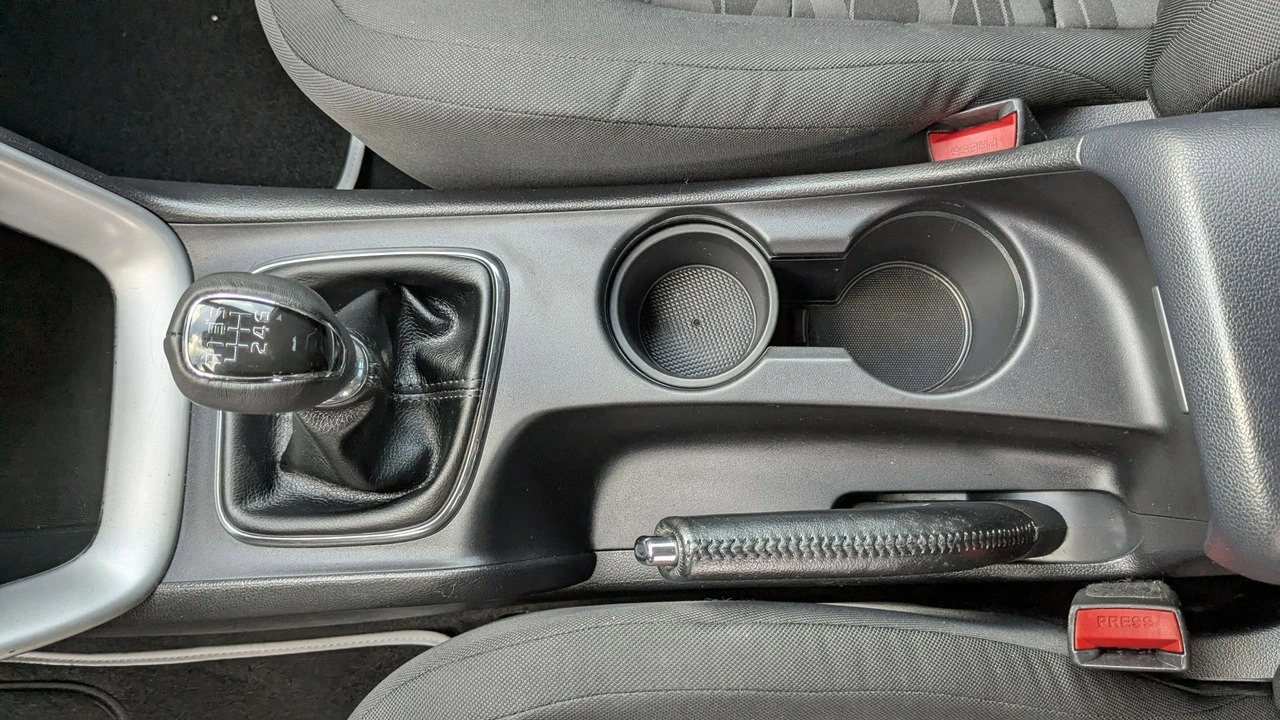 Kia Ceed - Zdjęcie 30