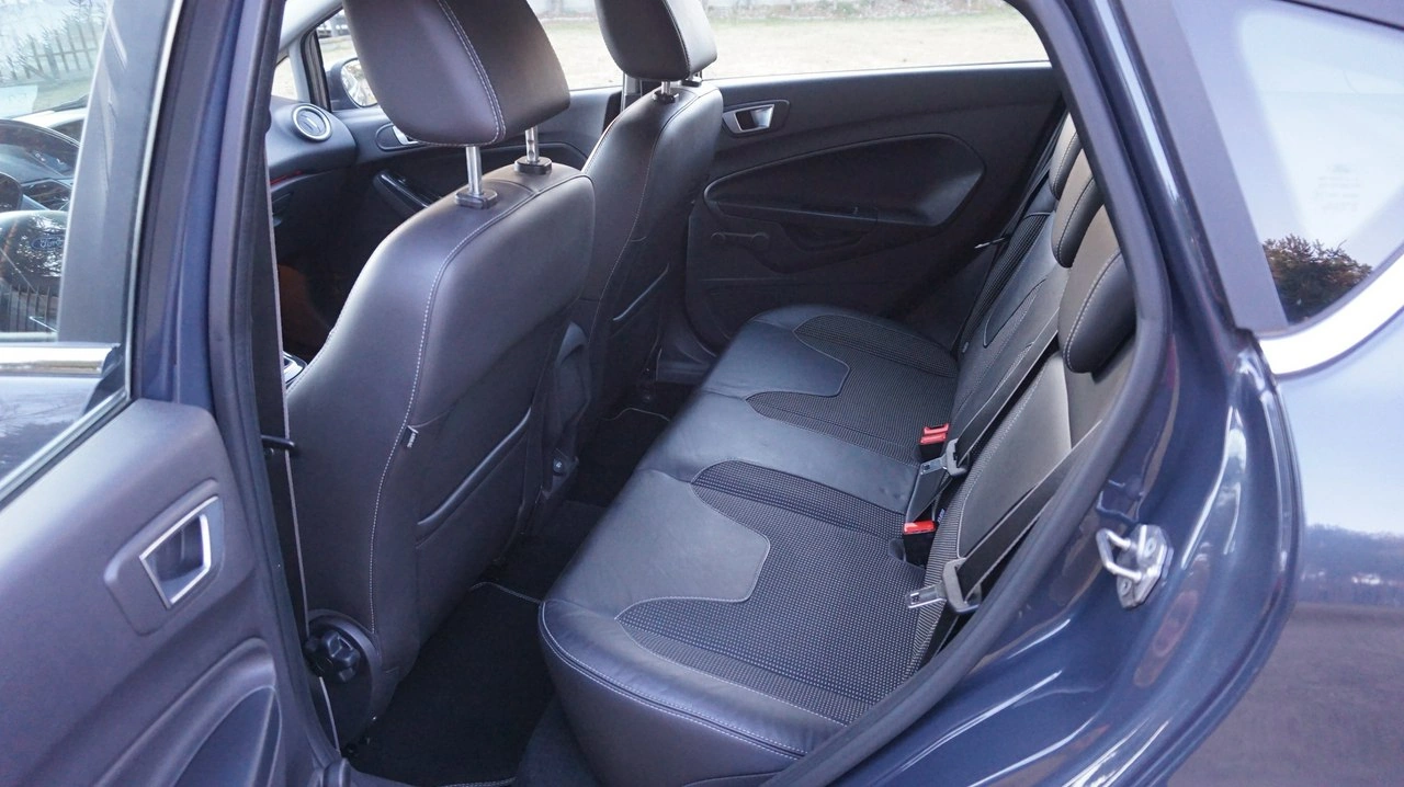 Ford Fiesta - Zdjęcie 8