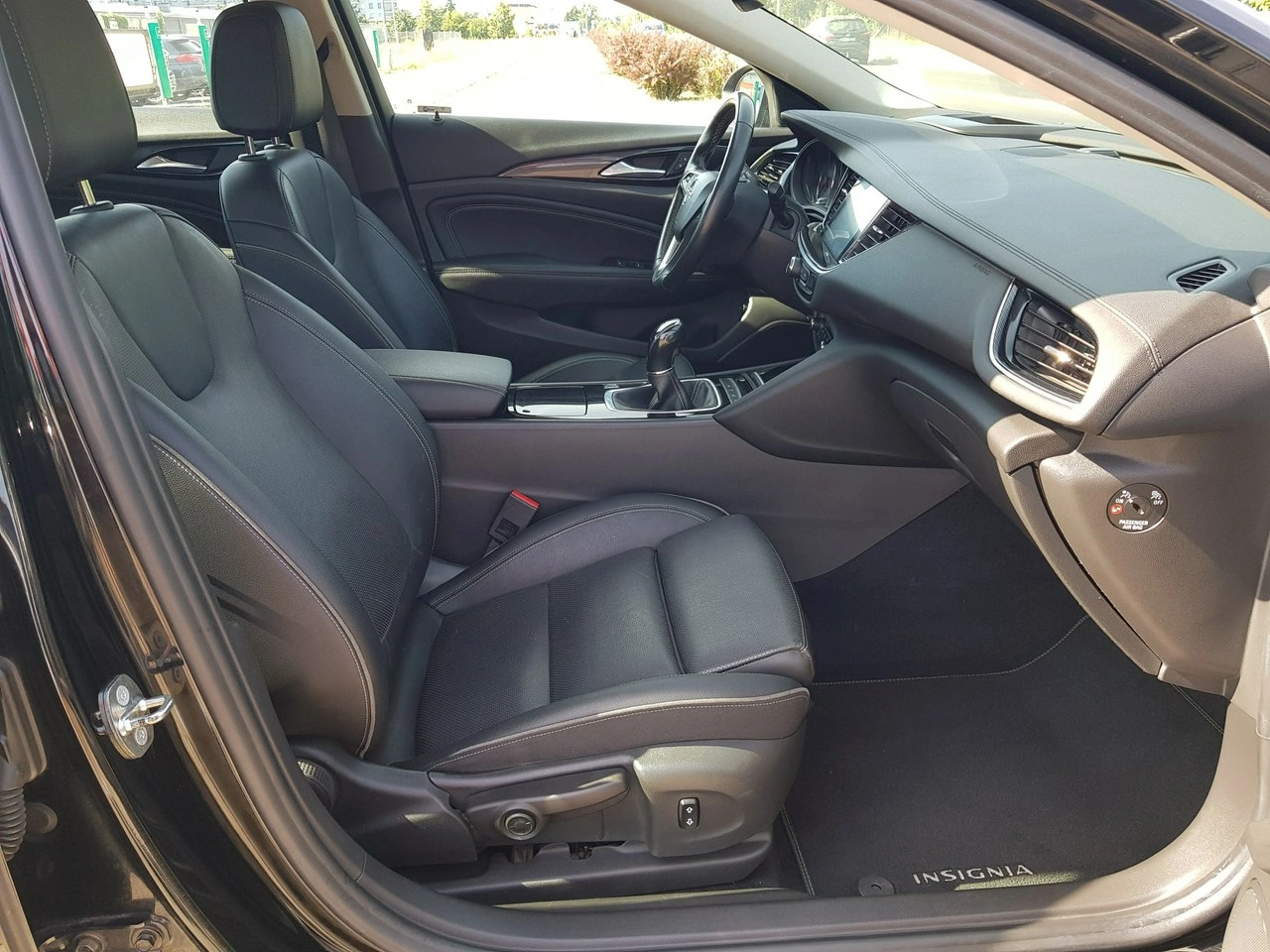 Opel Insignia - Zdjęcie 16
