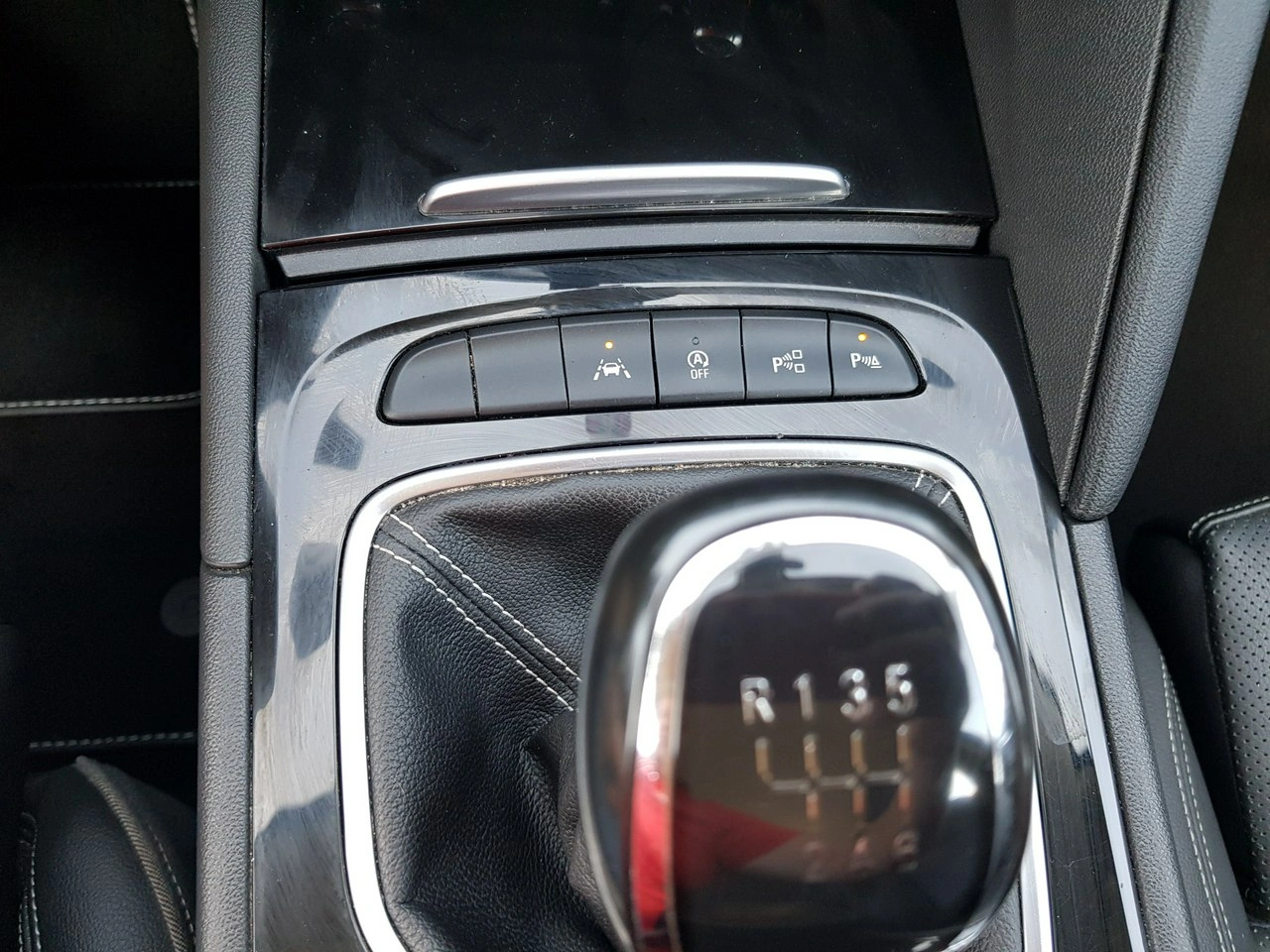 Opel Insignia - Zdjęcie 18