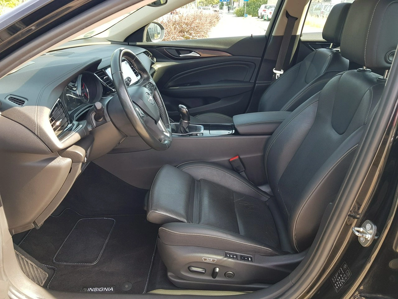 Opel Insignia - Zdjęcie 8