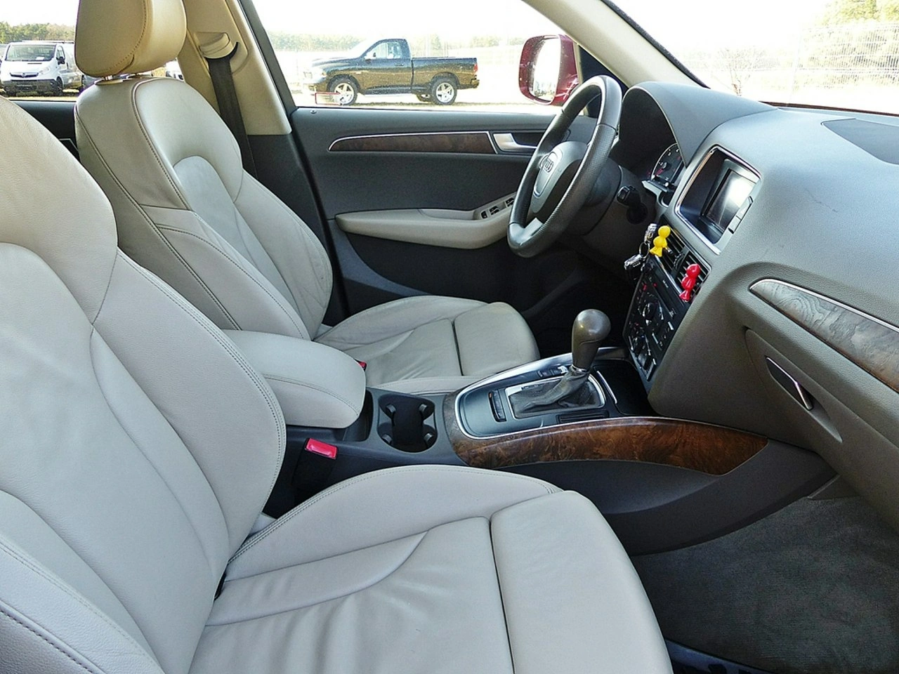 Audi Q5 - Zdjęcie 25