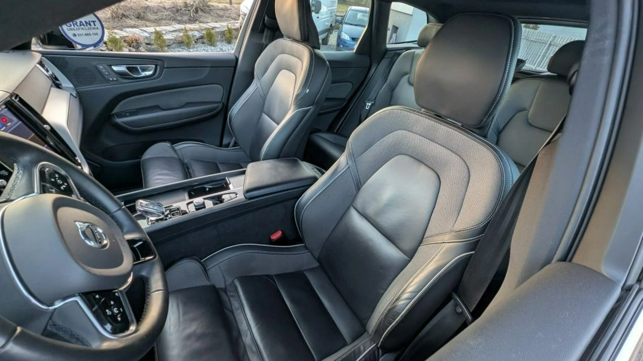 Volvo XC 60 - Zdjęcie 15