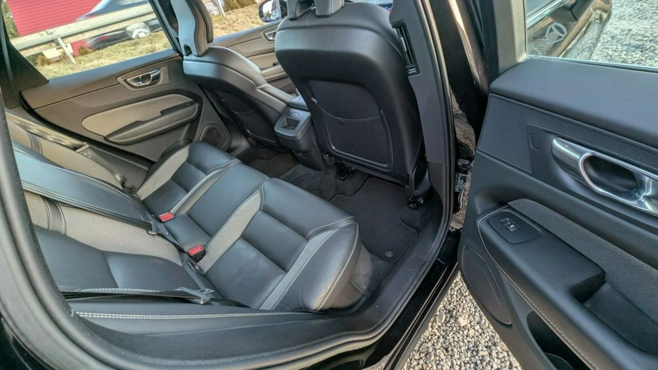 Volvo XC 60 - Zdjęcie 3