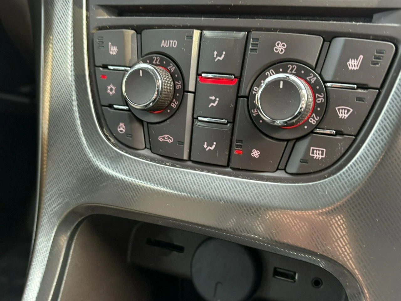 Opel Astra - Zdjęcie 16