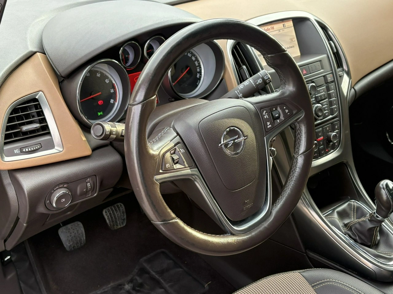 Opel Astra - Zdjęcie 19