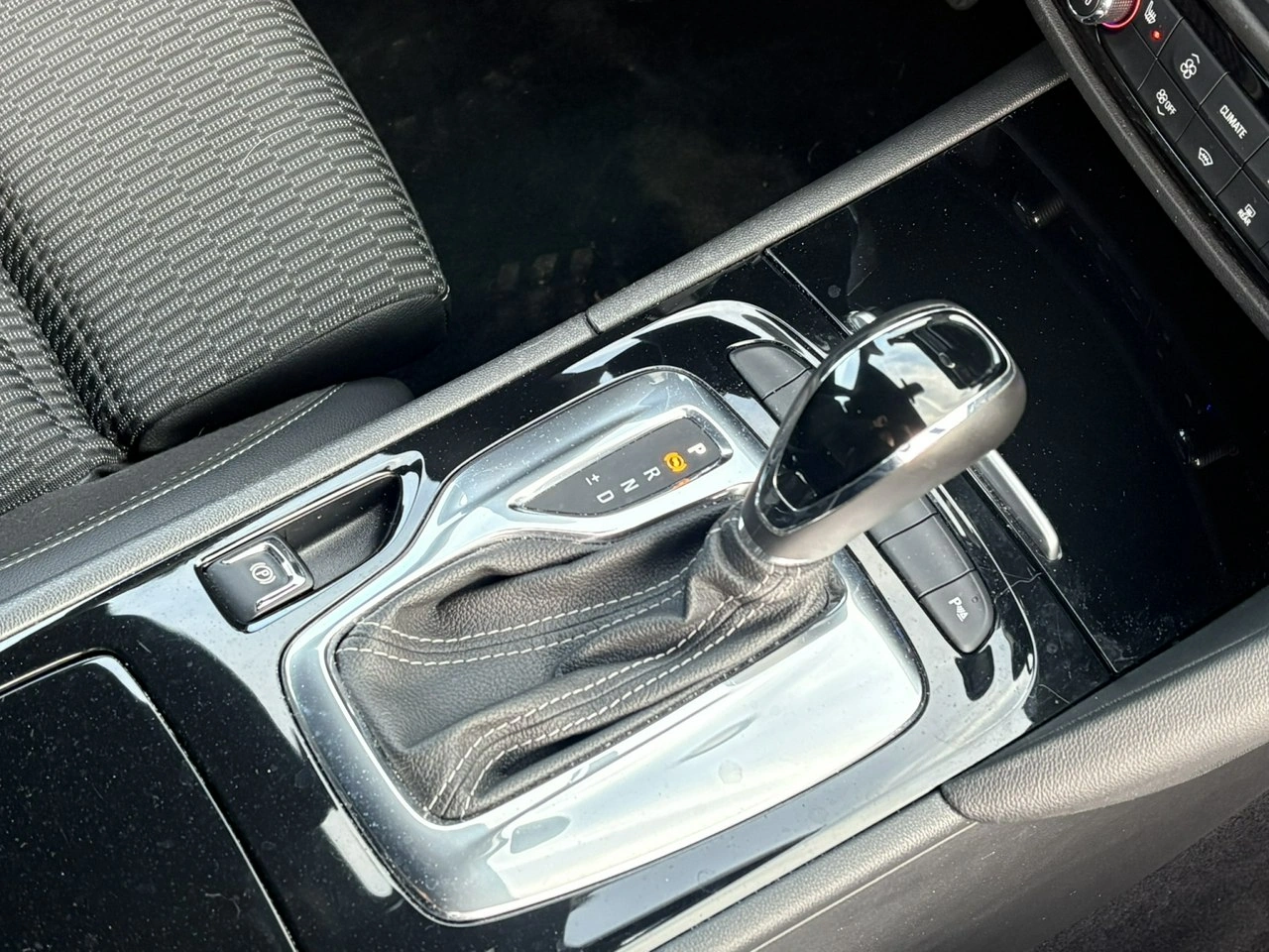 Opel Insignia Sports Tourer - Zdjęcie 16