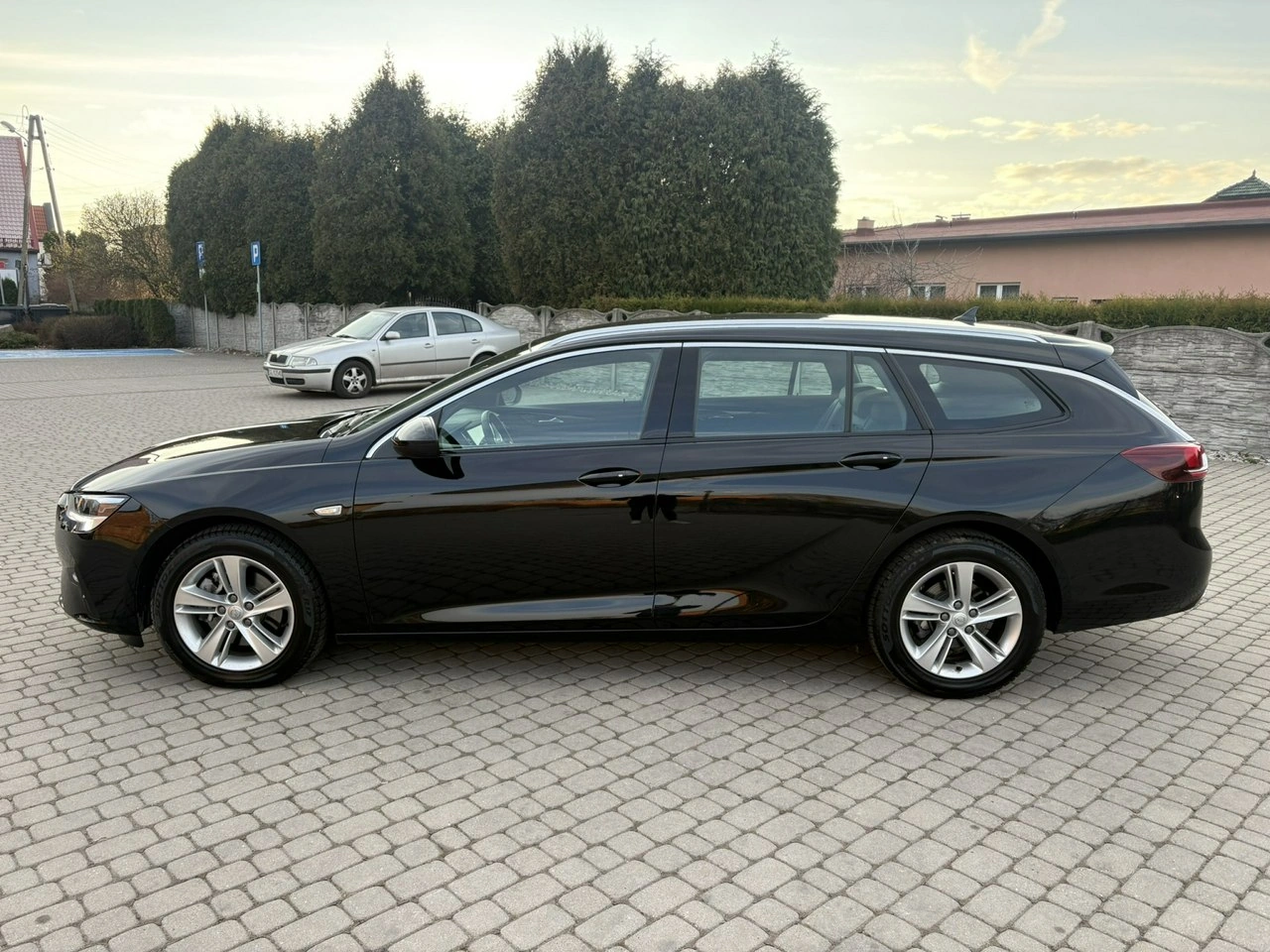 Opel Insignia Sports Tourer - Zdjęcie 1