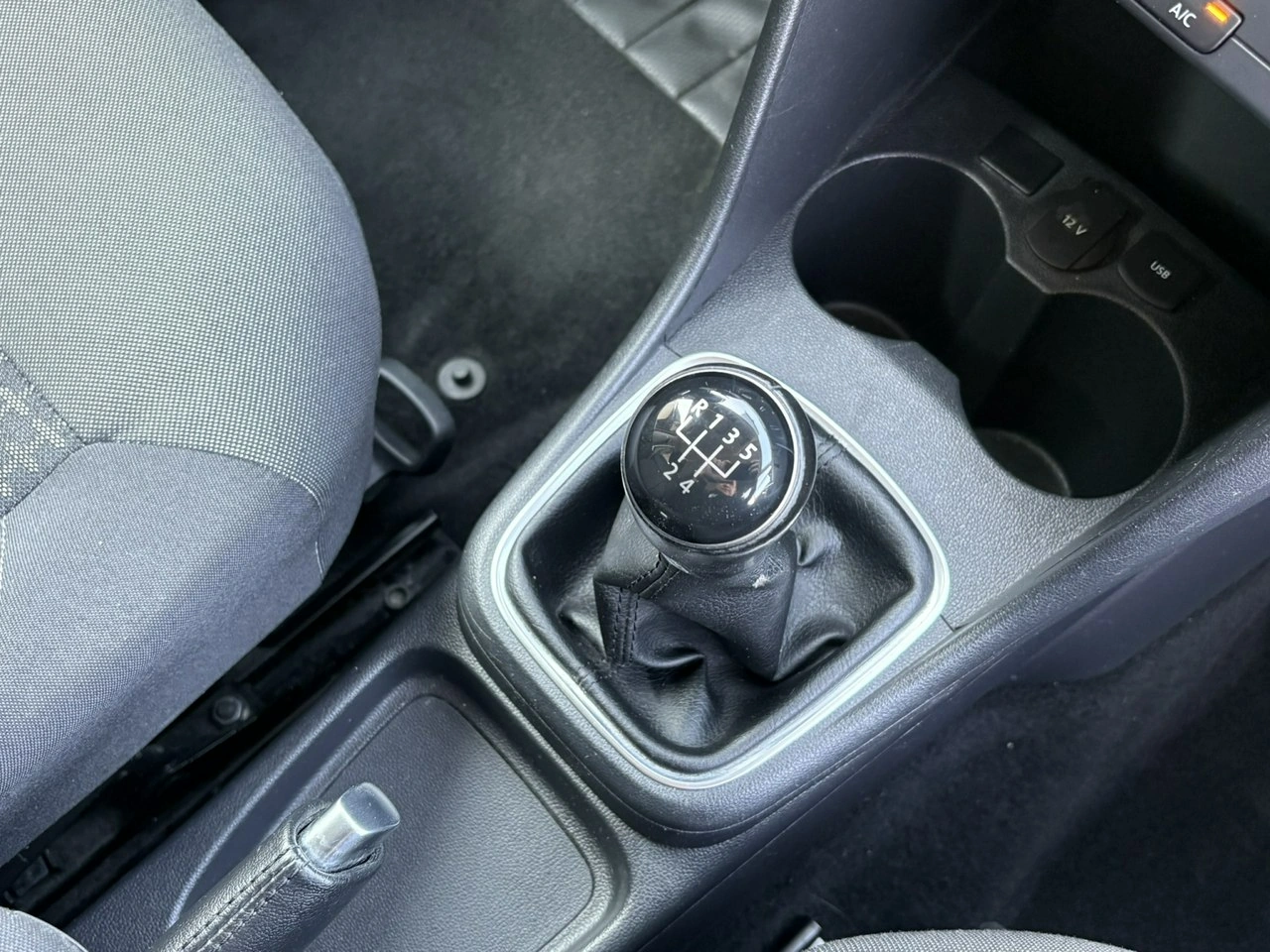 Volkswagen Polo - Zdjęcie 16