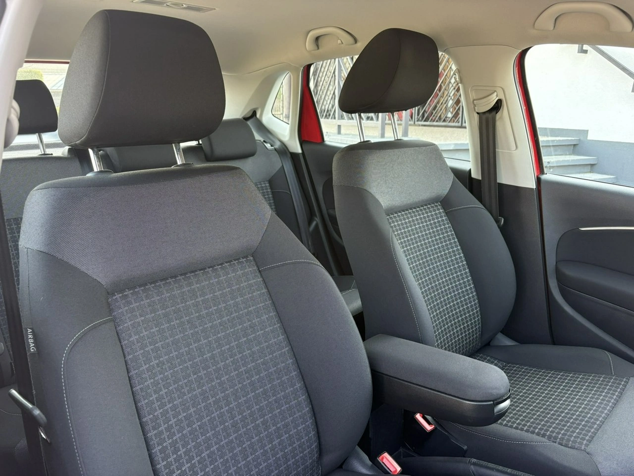 Volkswagen Polo - Zdjęcie 19