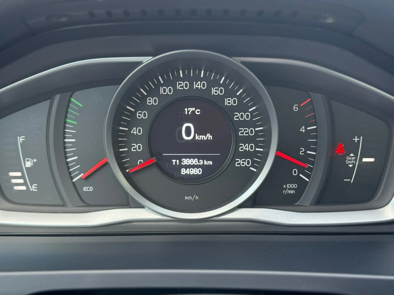 Volvo V60 Cross Country - Zdjęcie 21