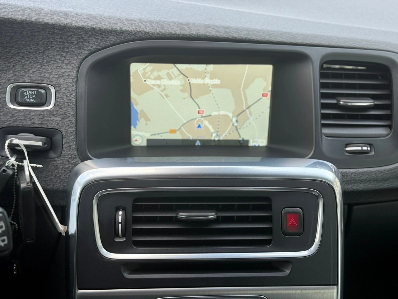 Volvo V60 Cross Country - Zdjęcie 22