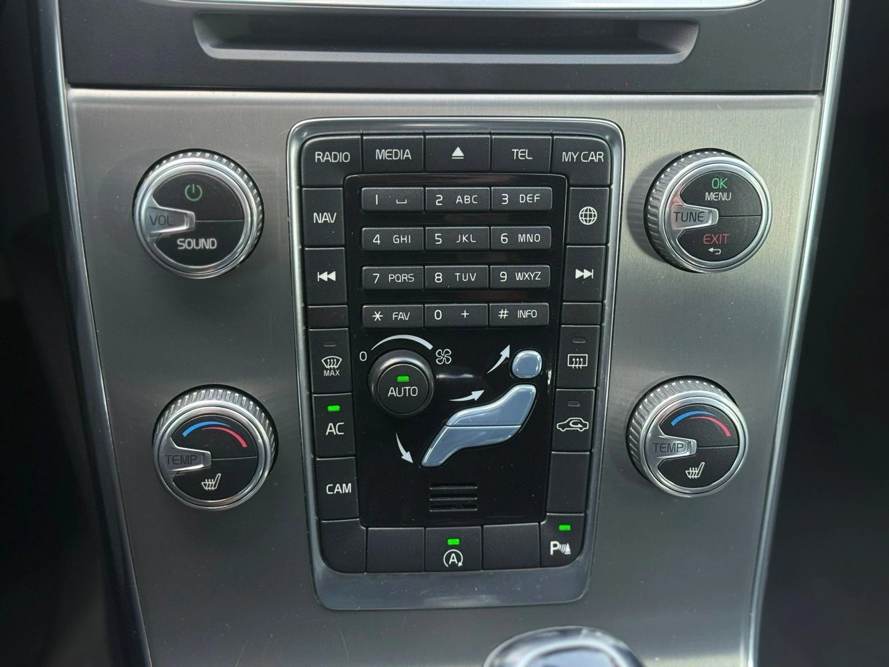 Volvo V60 Cross Country - Zdjęcie 24