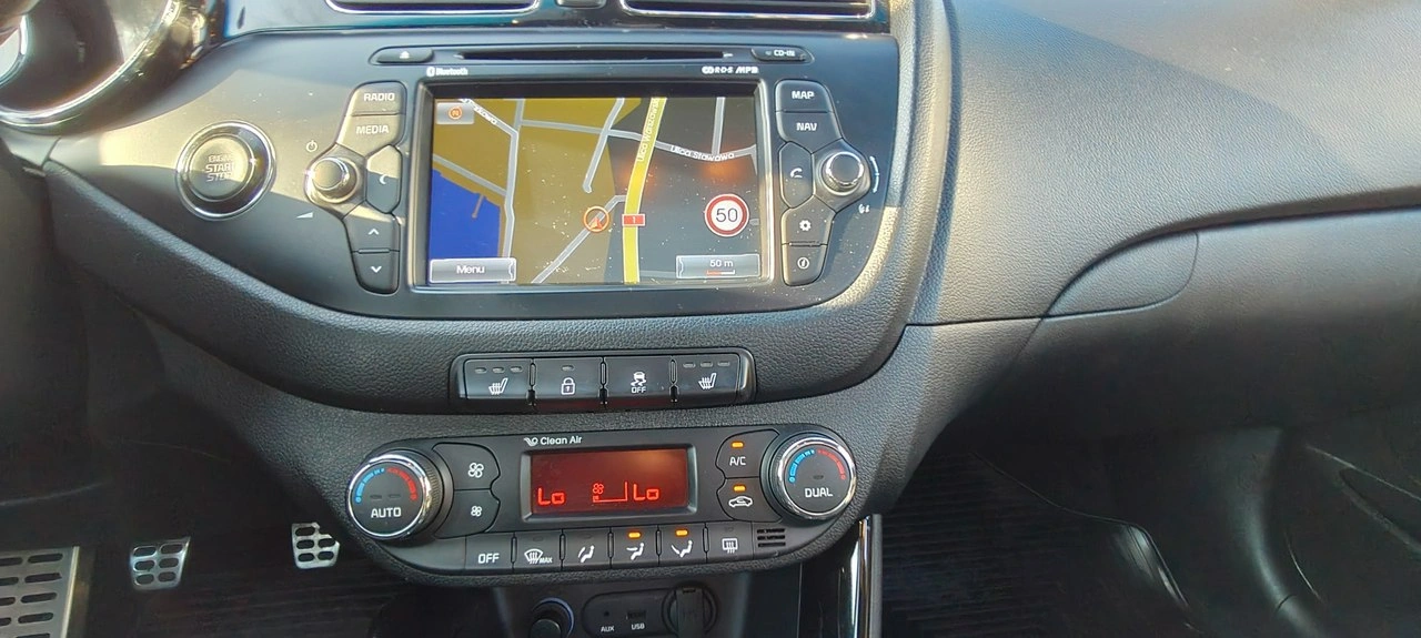 Kia Ceed - Zdjęcie 9