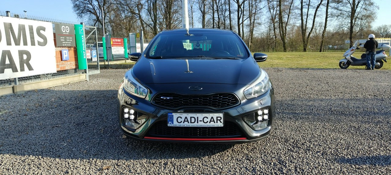 Kia Ceed - Zdjęcie 1