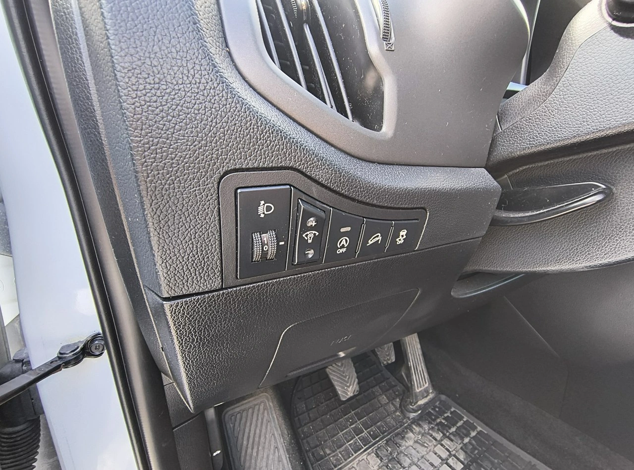 Kia Sportage - Zdjęcie 17