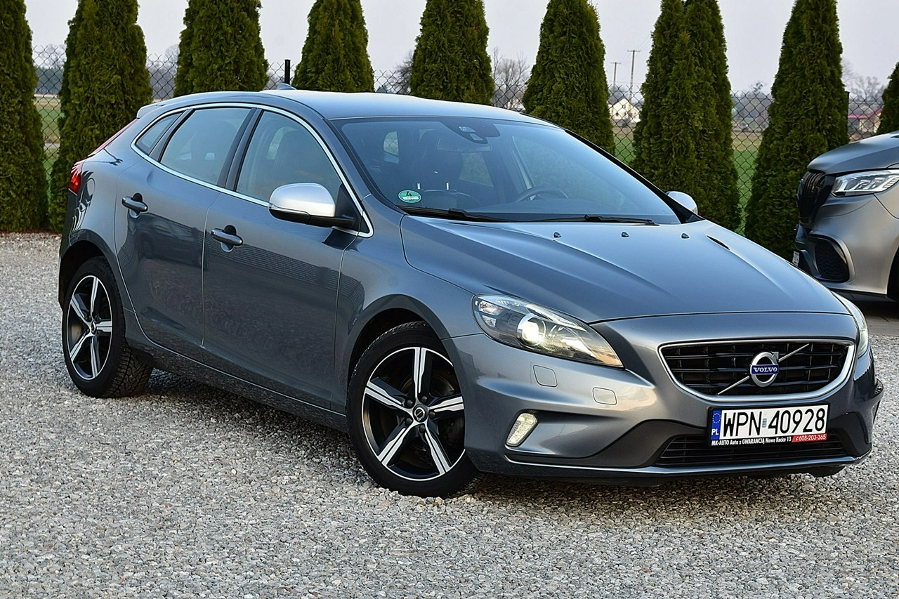 Volvo V40 - Zdjęcie 13