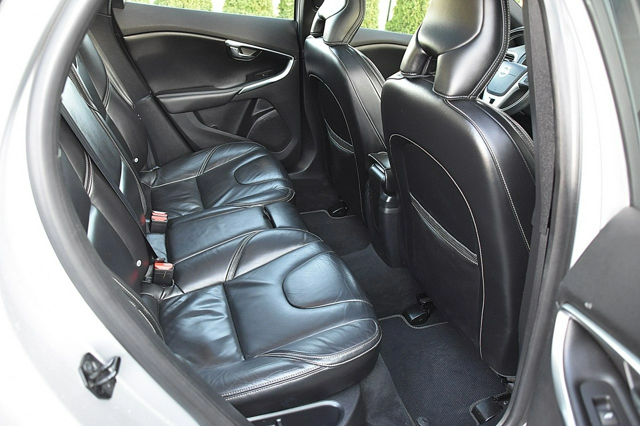Volvo V40 - Zdjęcie 13