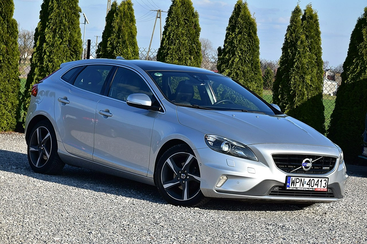 Volvo V40 - Zdjęcie 14