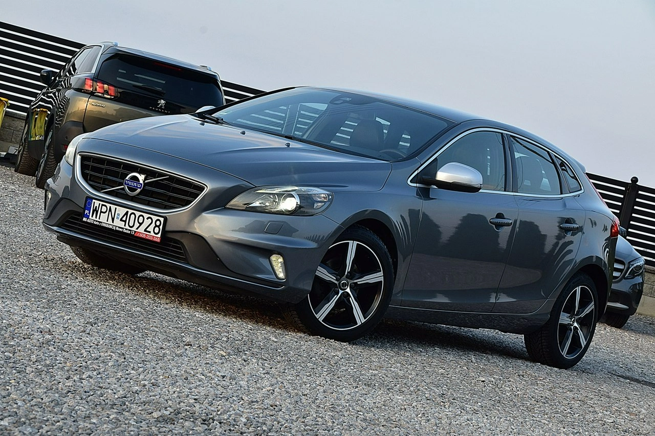 Volvo V40 - Zdjęcie 1