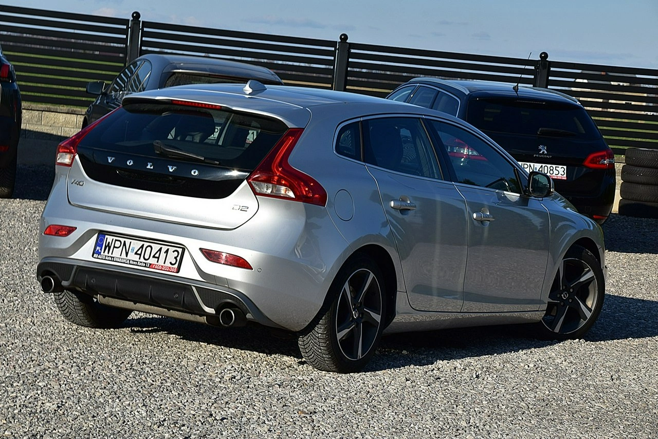 Volvo V40 - Zdjęcie 19