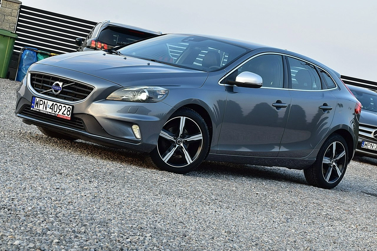 Volvo V40 - Zdjęcie 20