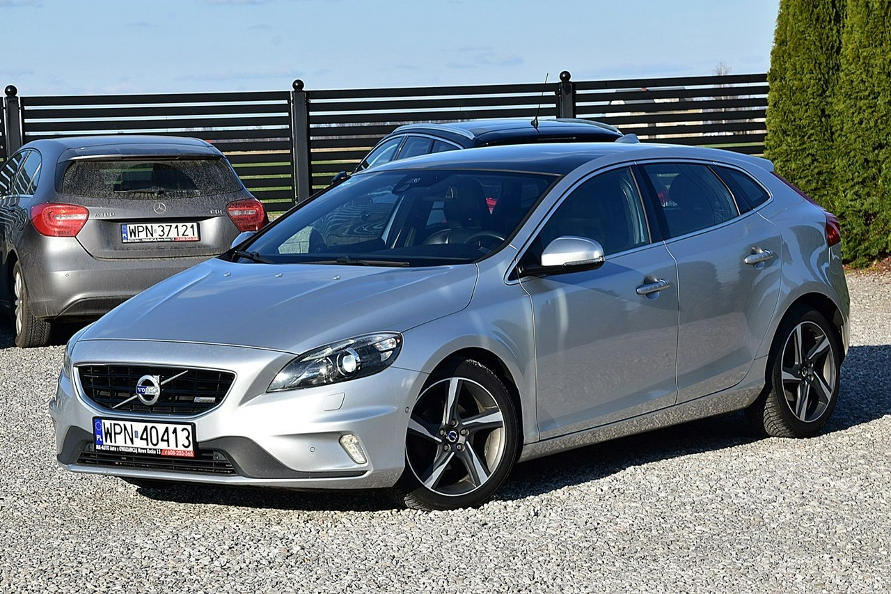 Volvo V40 - Zdjęcie 23