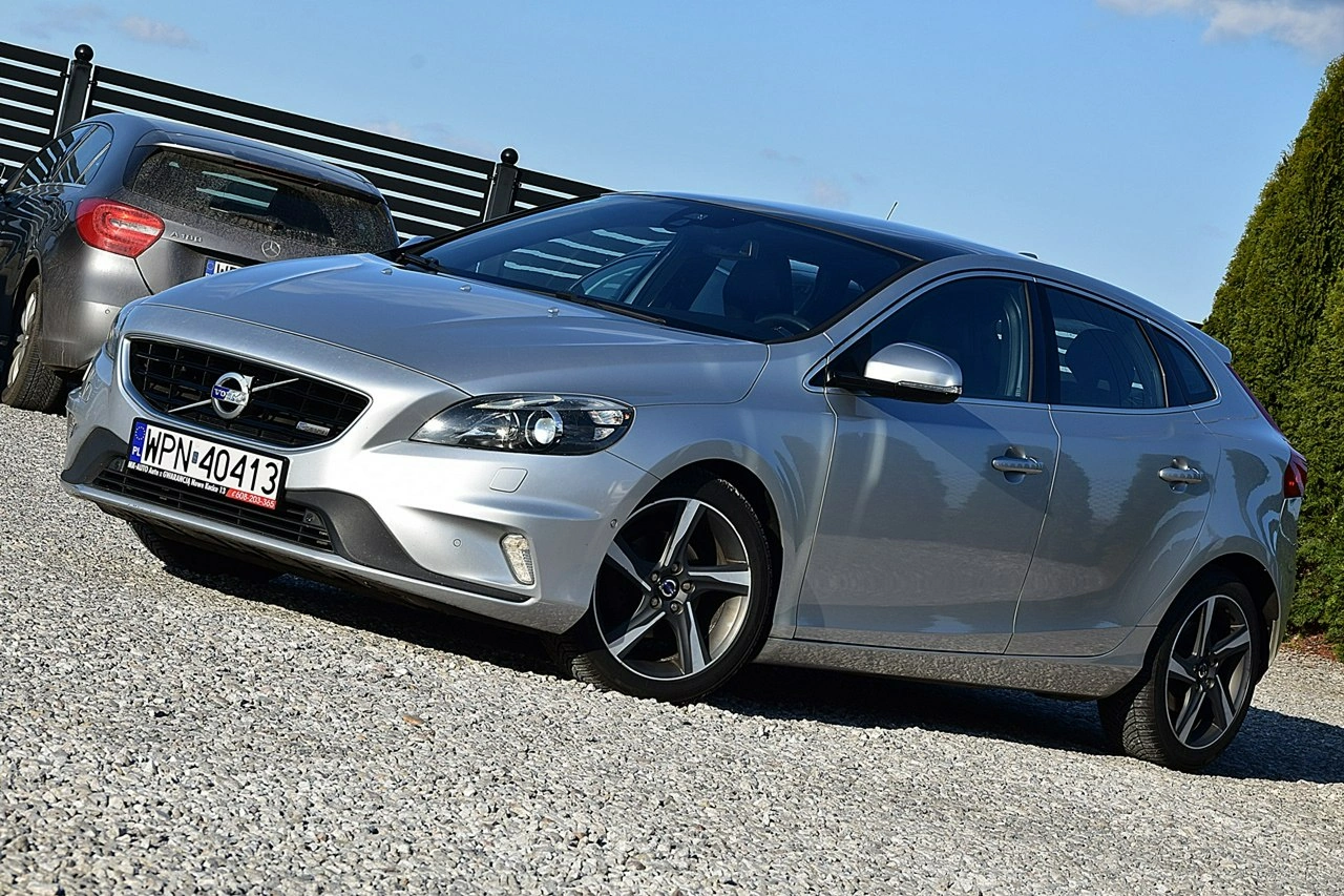 Volvo V40 - Zdjęcie 24