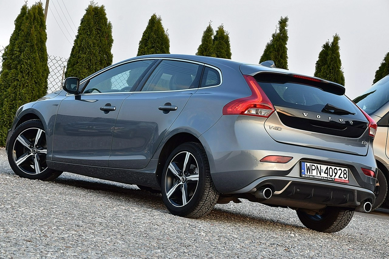 Volvo V40 - Zdjęcie 2