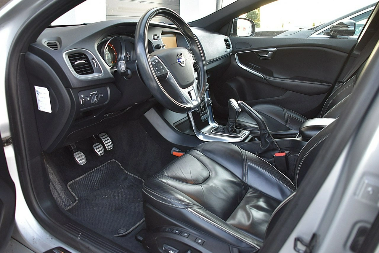 Volvo V40 - Zdjęcie 4