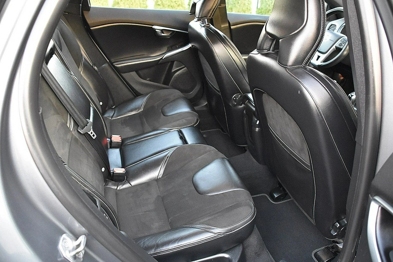 Volvo V40 - Zdjęcie 6