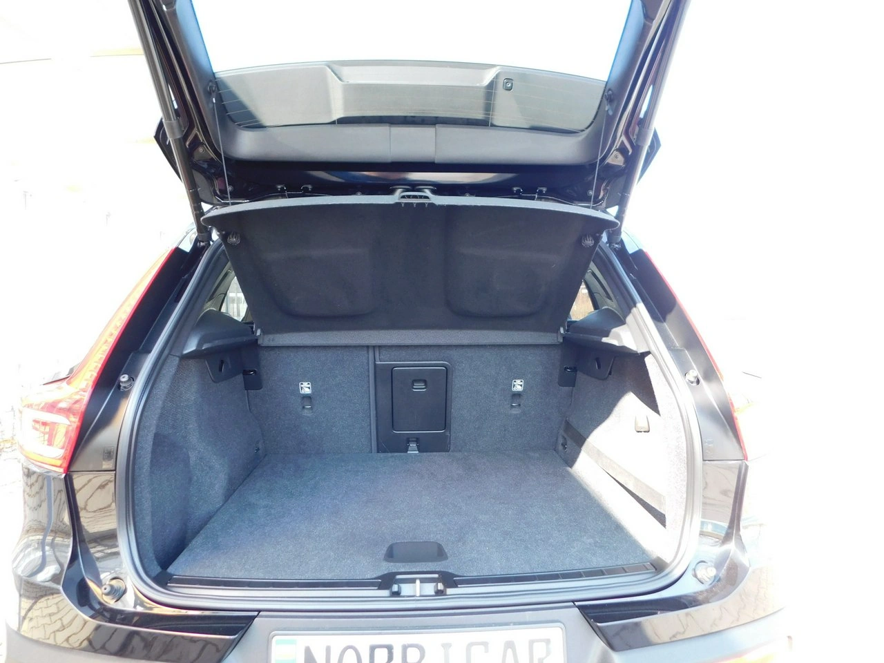 Volvo XC 40 - Zdjęcie 27