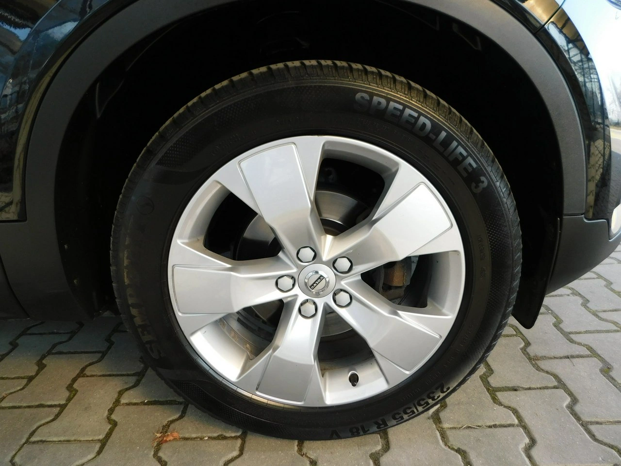 Volvo XC 40 - Zdjęcie 31