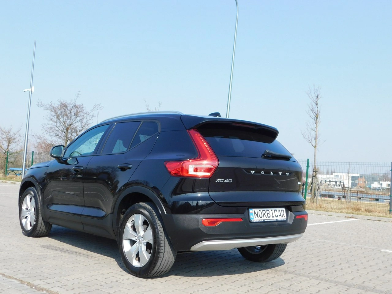 Volvo XC 40 - Zdjęcie 2