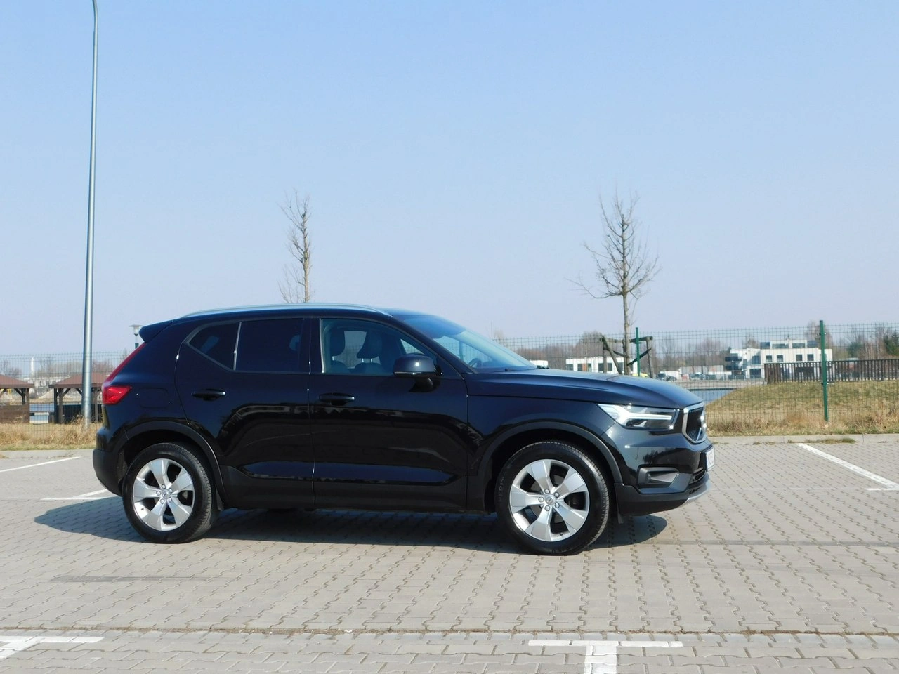 Volvo XC 40 - Zdjęcie 4
