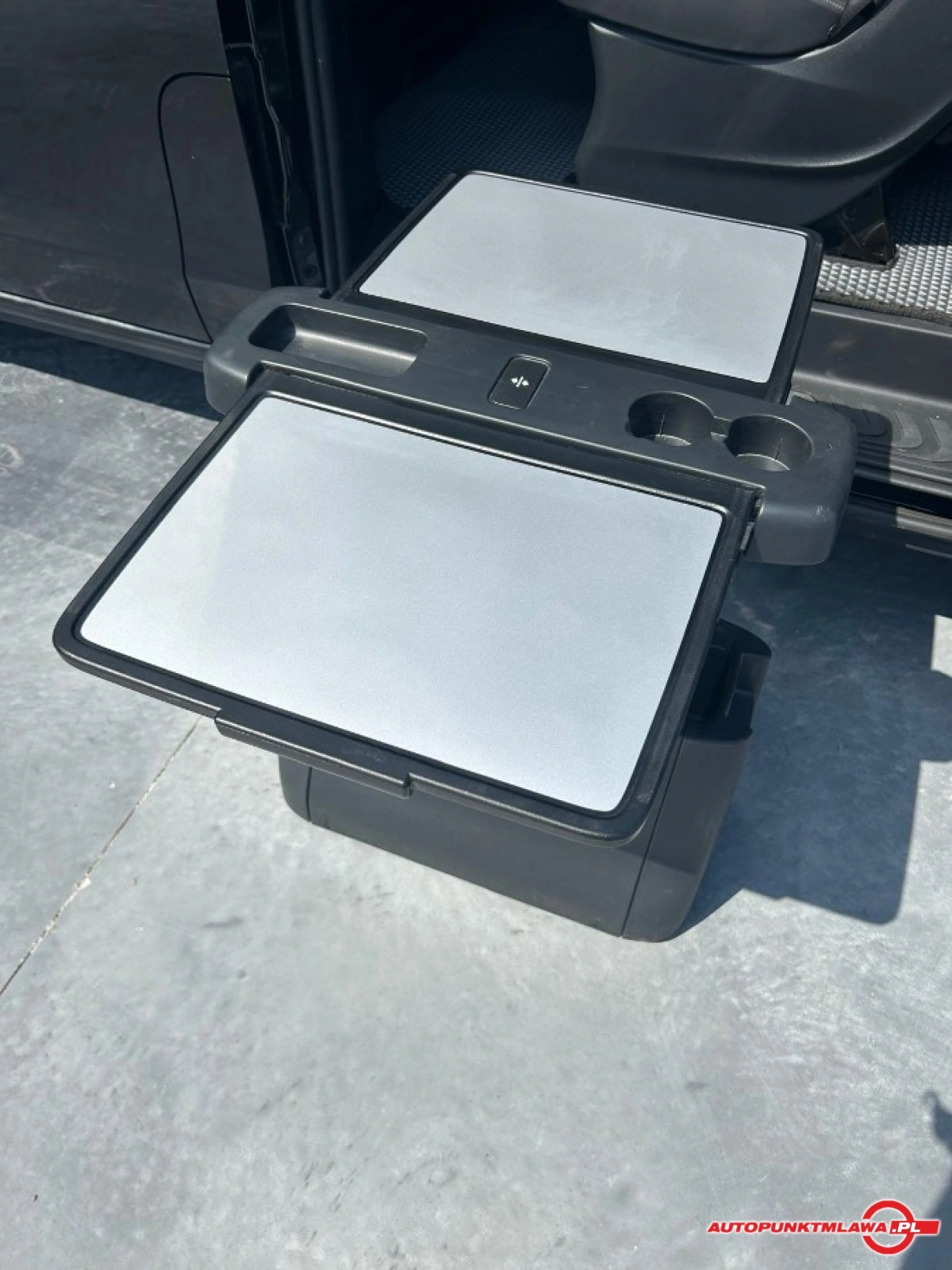 Mercedes-Benz Klasa V - Zdjęcie 15