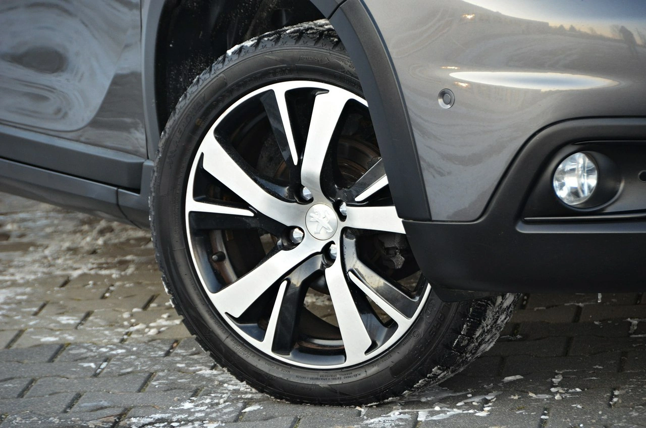 Peugeot 2008 - Zdjęcie 11